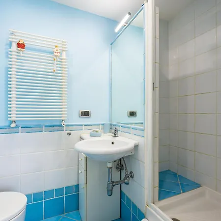 Apartment Casa Nostos Alabardieri By Napoliapartments Naples